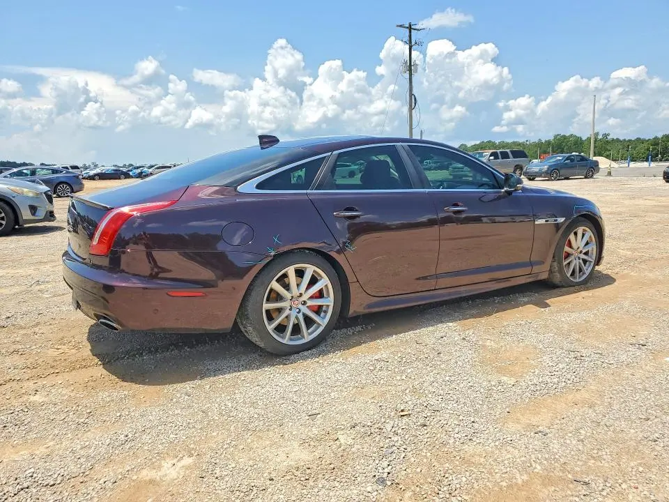 2017 JAGUAR XJ   