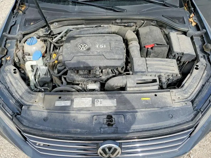 2017 VOLKSWAGEN PASSAT R-LINE  