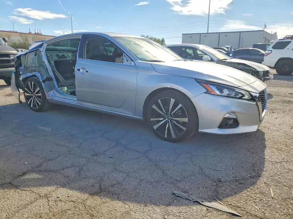 2019 NISSAN ALTIMA PLATINUM  