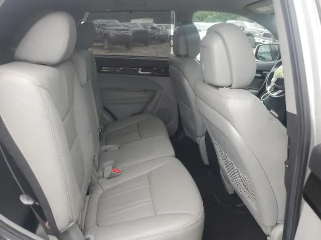 2014 KIA SORENTO LX  