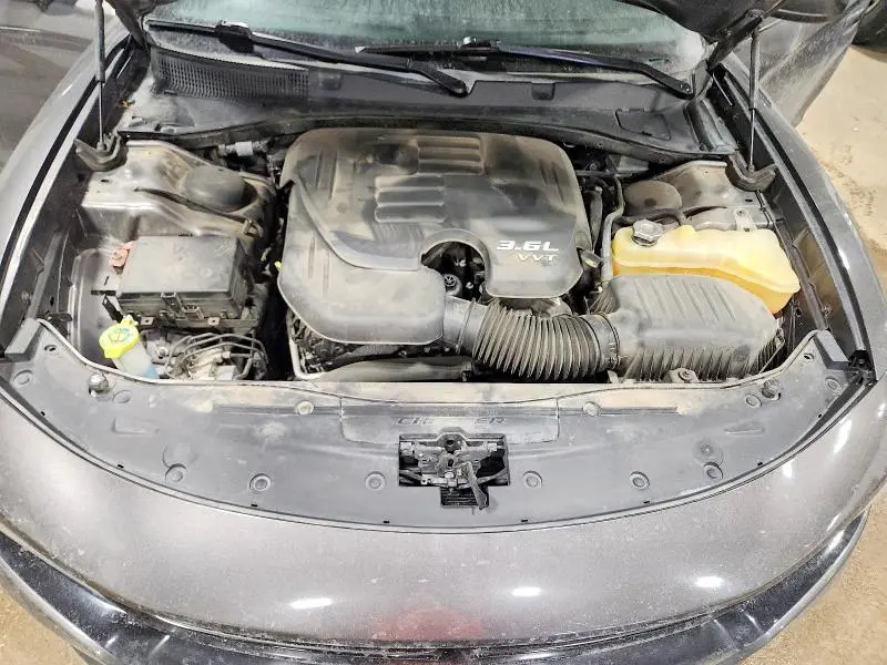 2016 DODGE CHARGER SXT  