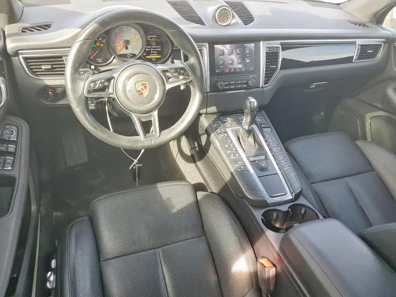 2018 PORSCHE MACAN S  