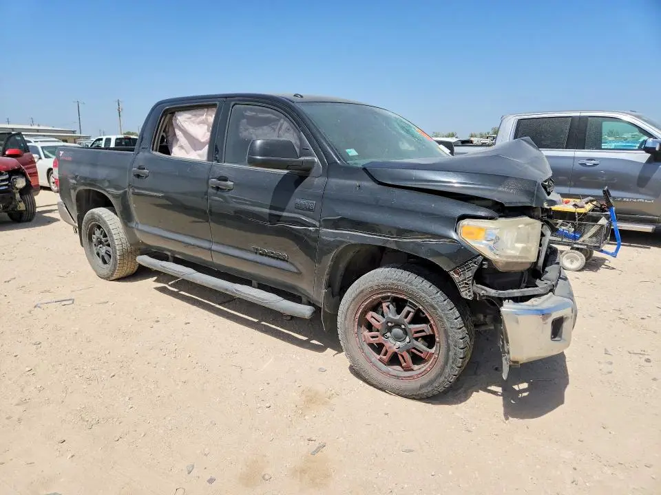 2016 TOYOTA TUNDRA SR5  