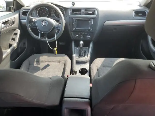 2016 VOLKSWAGEN JETTA SE  