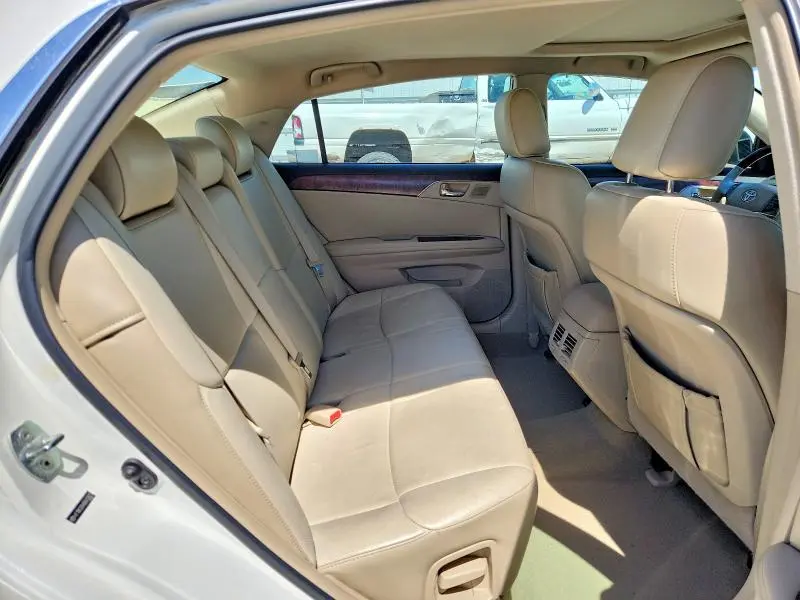 2011 TOYOTA AVALON LIMITED  