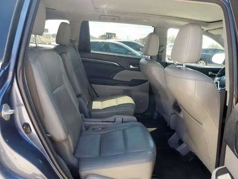 2015 TOYOTA HIGHLANDER LIMITED  