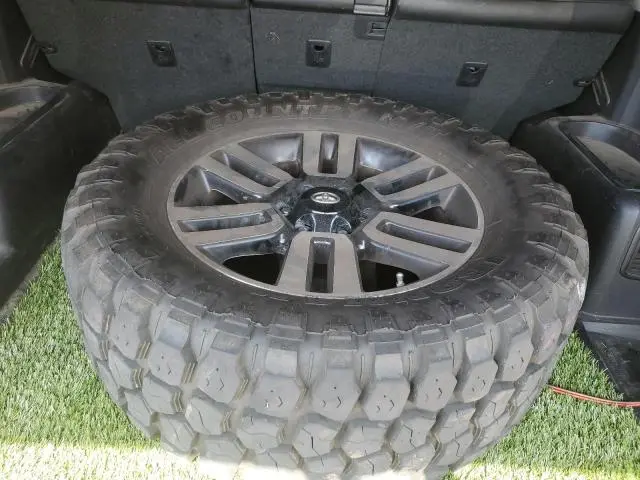 2014 TOYOTA 4RUNNER SR5  