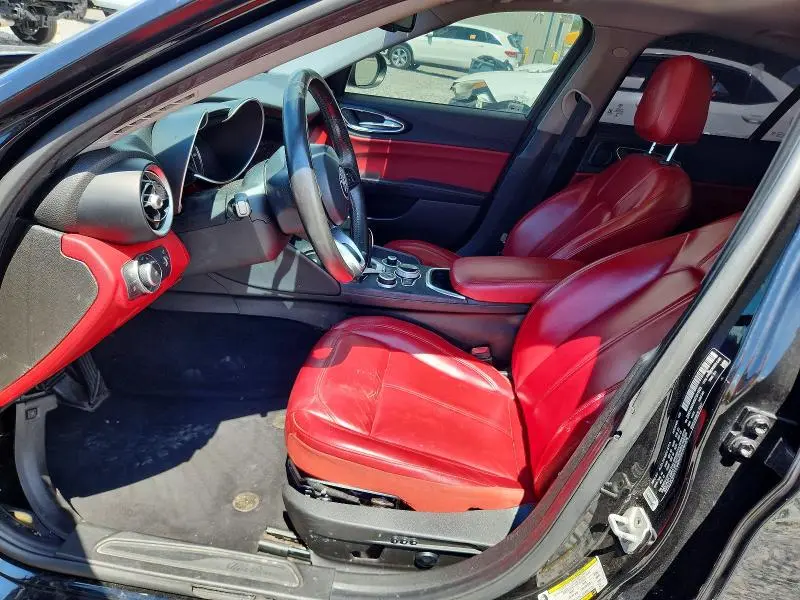 2021 ALFA ROMEO GIULIA SPORT  