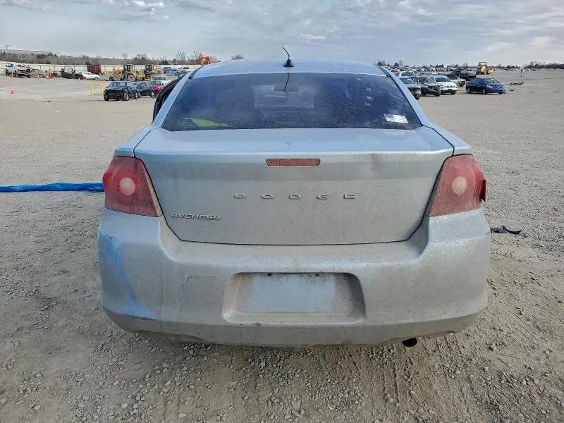 2013 DODGE AVENGER SE  