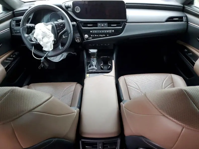 2023 LEXUS ES 300H LUXURY  