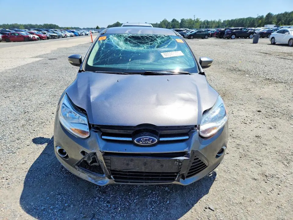 2014 FORD FOCUS TITANIUM  