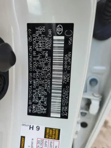 2019 TOYOTA PRIUS   