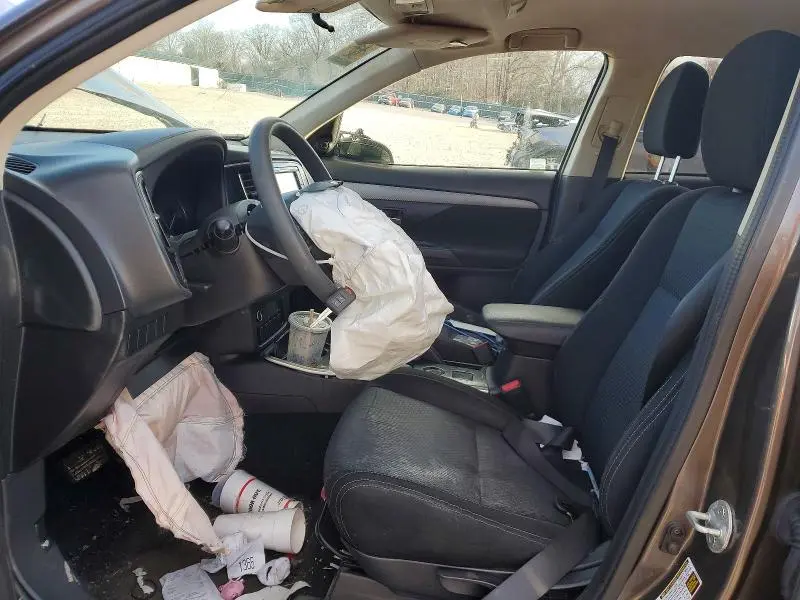 2018 MITSUBISHI OUTLANDER ES  