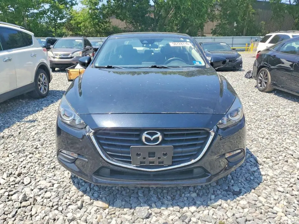 2018 MAZDA 3 TOURING  