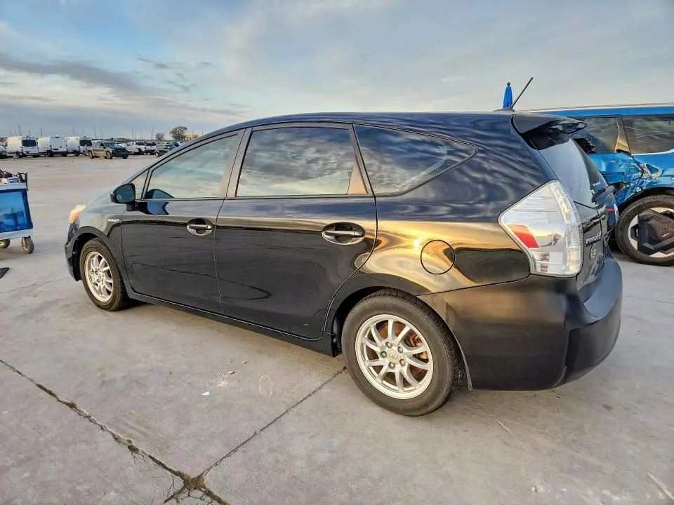 2012 TOYOTA PRIUS V THREE  