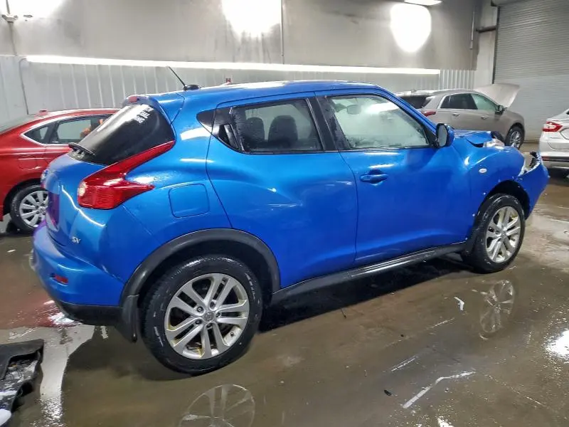 2011 NISSAN JUKE S  