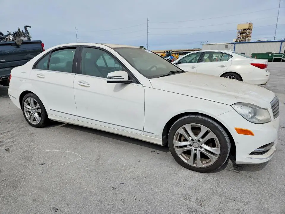 2013 MERCEDES-BENZ C 250  