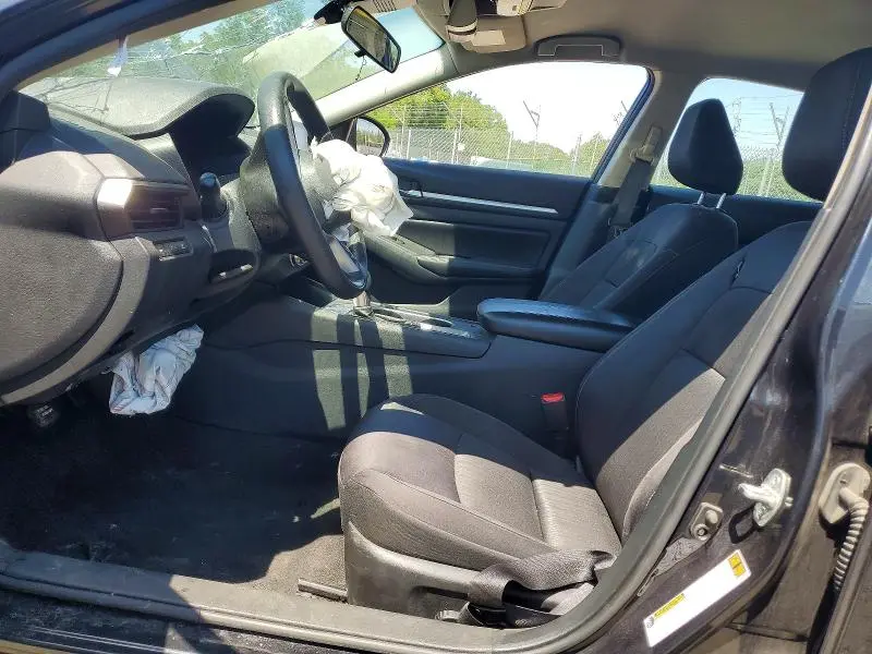 2022 NISSAN ALTIMA SV  