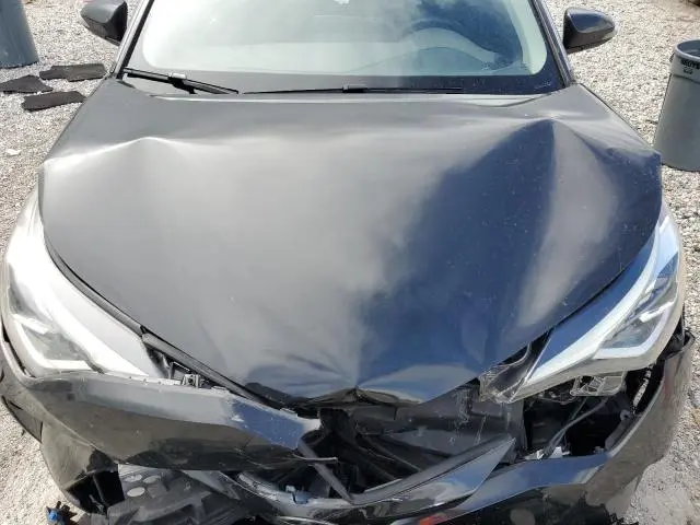 2020 TOYOTA C-HR XLE