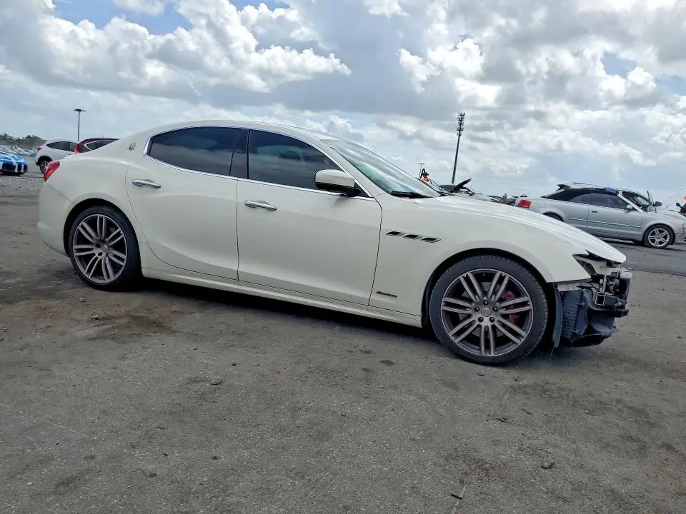 2019 MASERATI GHIBLI S/LUXURY  
