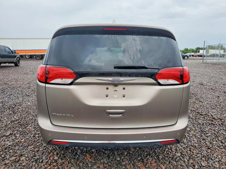 2017 CHRYSLER PACIFICA TOURING L PLUS  