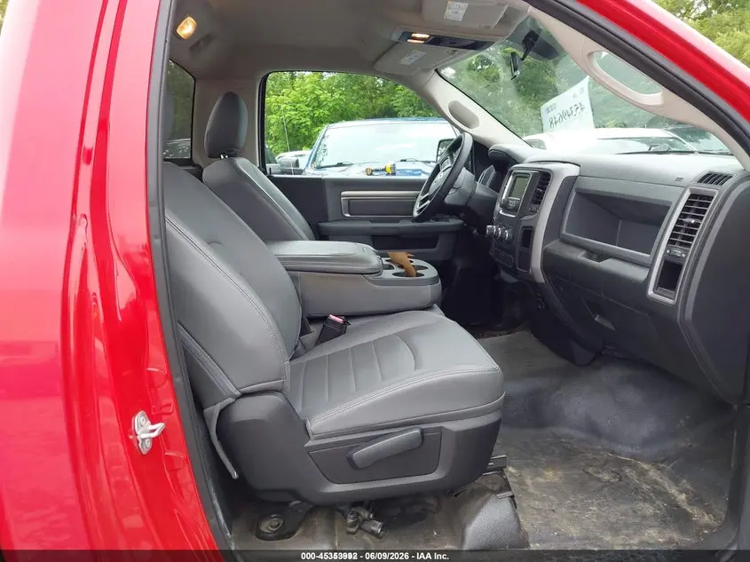 2017 RAM 1500 TRADESMAN  4X4 8' BOX