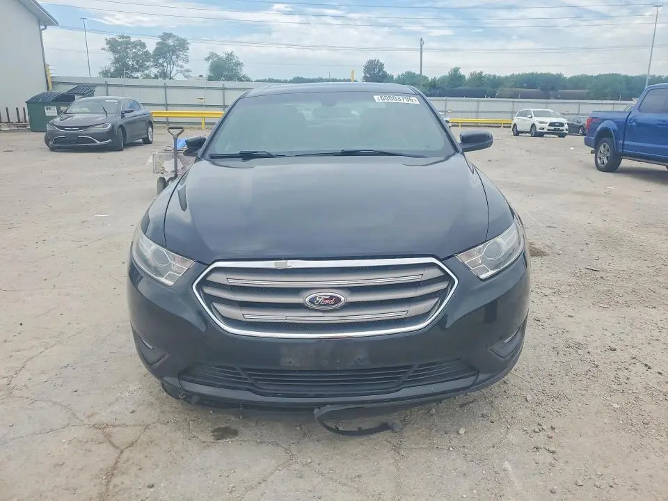 2013 FORD TAURUS SEL  