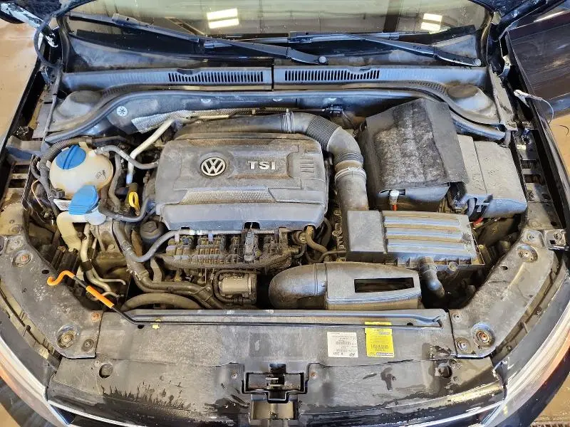 2015 VOLKSWAGEN JETTA SE  
