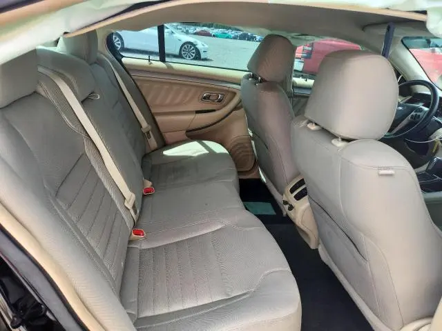 2017 FORD TAURUS SE  