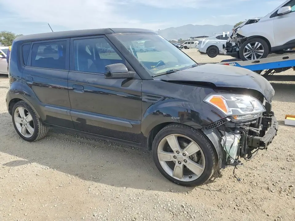 2010 KIA SOUL +  