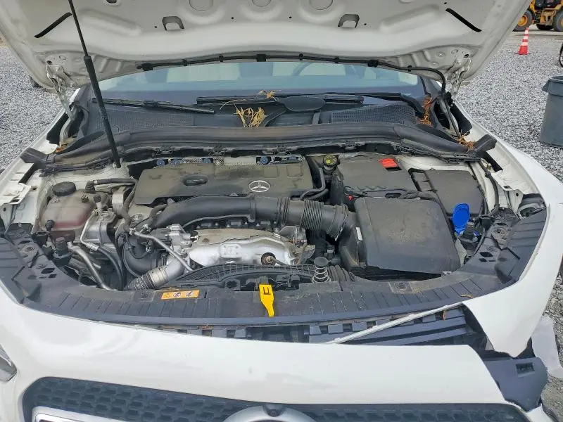 2021 MERCEDES-BENZ GLA 250 4MATIC  