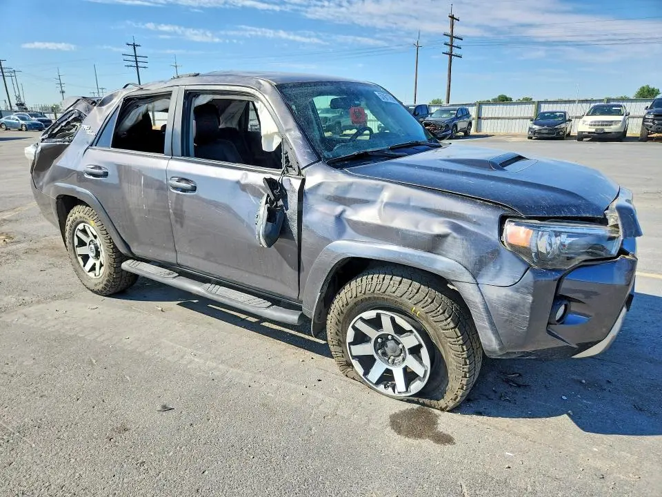 2018 TOYOTA 4RUNNER TRD OFF-ROAD PREMIUM  