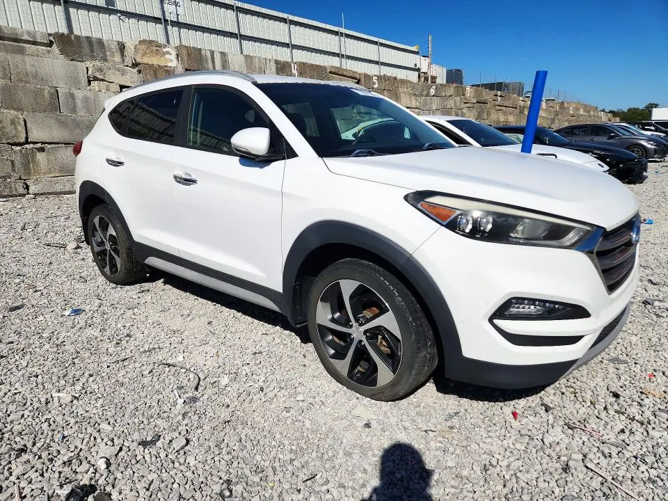 2017 HYUNDAI TUCSON LIMITED  