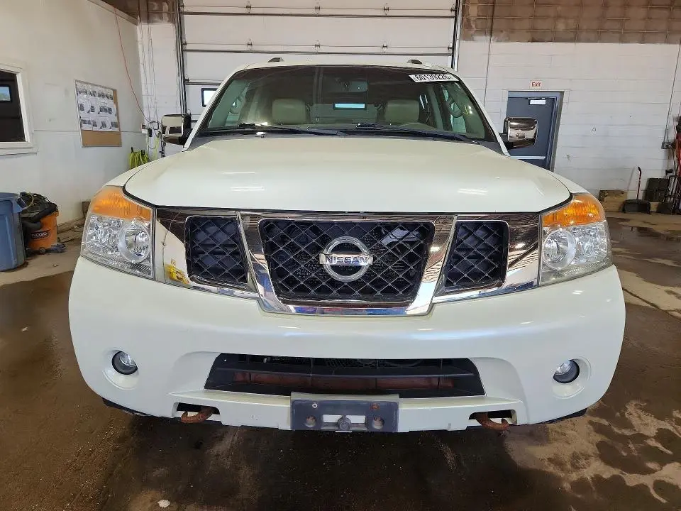 2013 NISSAN ARMADA SV  