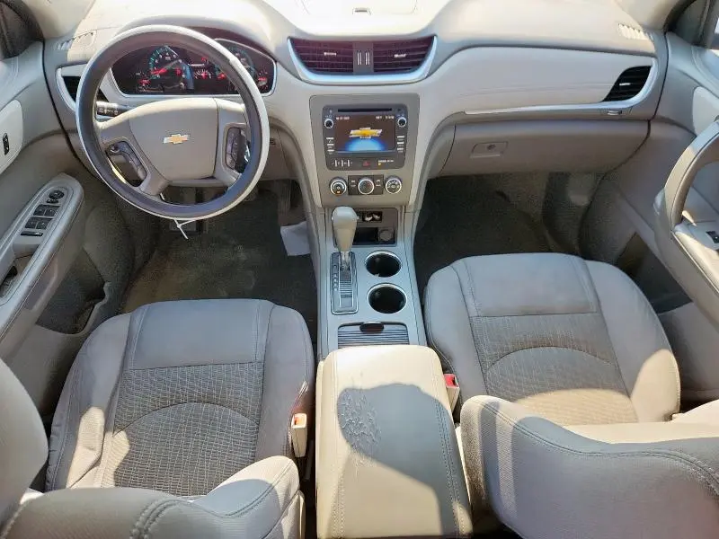 2014 CHEVROLET TRAVERSE LS  