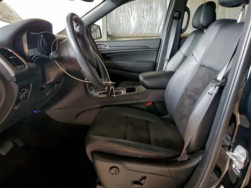 2022 JEEP GRAND CHEROKEE LAREDO E  