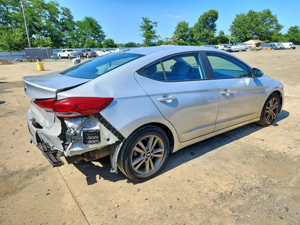 2018 HYUNDAI ELANTRA SEL  