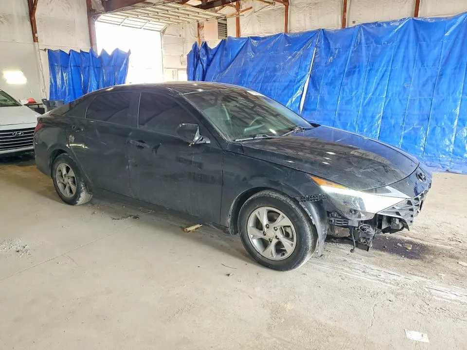 2023 HYUNDAI ELANTRA SE  