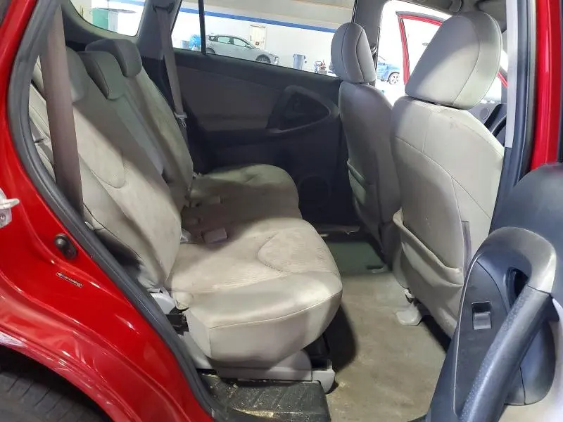 2010 TOYOTA RAV4 BASE  