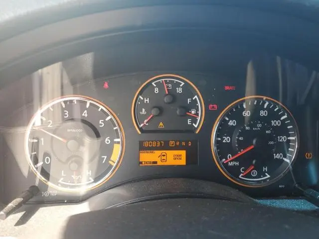 2010 NISSAN ARMADA SE