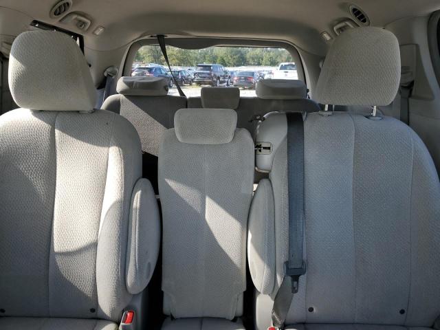 2014 TOYOTA SIENNA LE