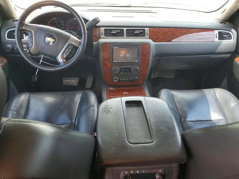 2011 CHEVROLET TAHOE LTZ  