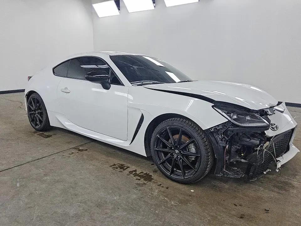 2025 TOYOTA GR 86 PREMIUM  