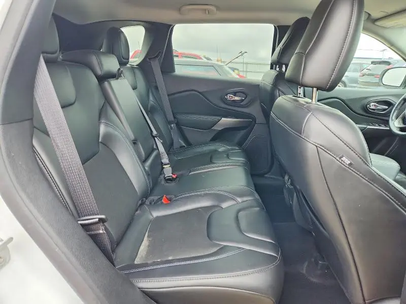 2021 JEEP CHEROKEE LATITUDE PLUS  