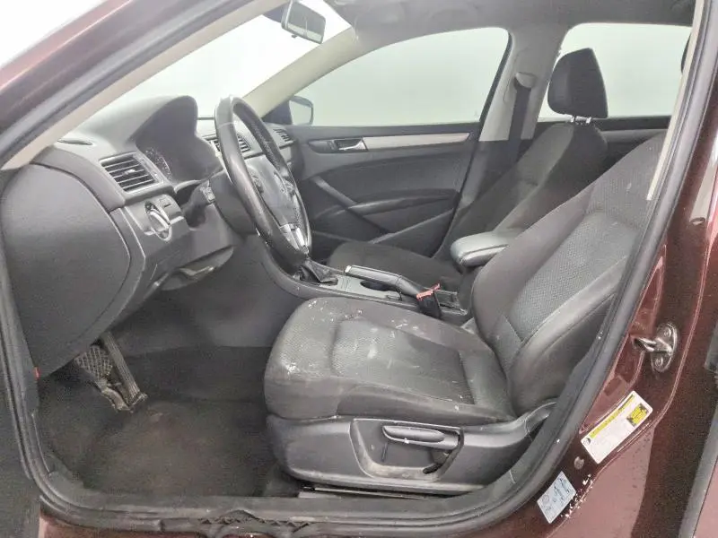 2013 VOLKSWAGEN PASSAT S  