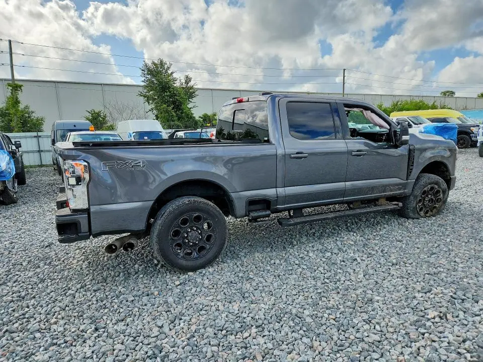 2023 FORD F350 SUPER DUTY  