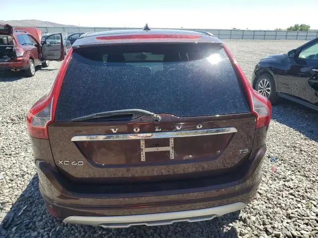 2017 VOLVO XC60 T5 DYNAMIC  