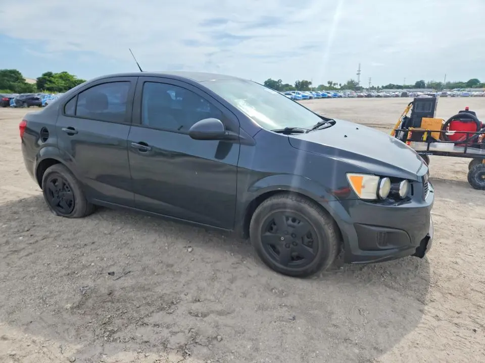 2014 CHEVROLET SONIC LS  
