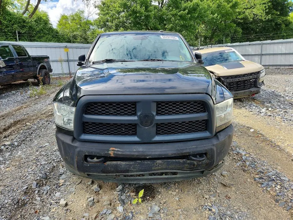 2015 RAM 2500 ST  