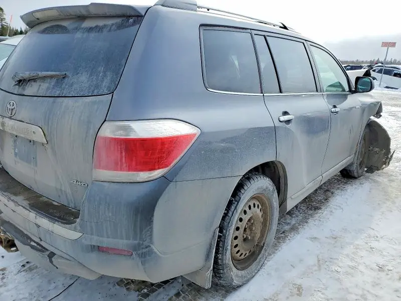 2011 TOYOTA HIGHLANDER LIMITED  